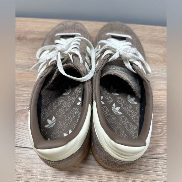 Adidas Handball Spezial Sneakers Earth Strata Off White Gum 9.5 - Picture 7 of 11